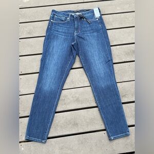 Banana Republic Dark Blue Women's Skinny Jeans size 31 brand new with tags